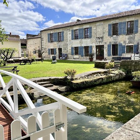 Petit Moulin De Veillard Villa Bourg-Charente Kültér fotó